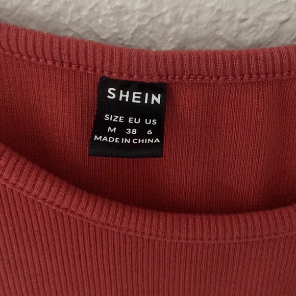 Pink Tank - Picture 2 of 2